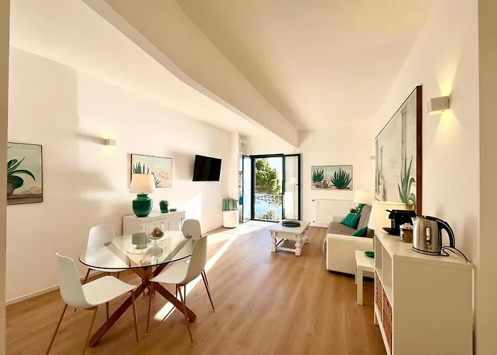 Mimosa Seafront - Free Parking Wi-fi *