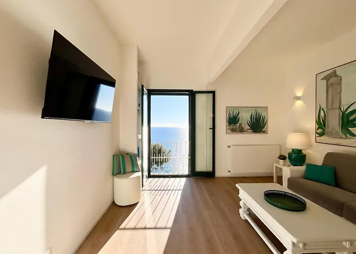 Mimosa Seafront - Free Parking Wi-fi * 瓦拉泽