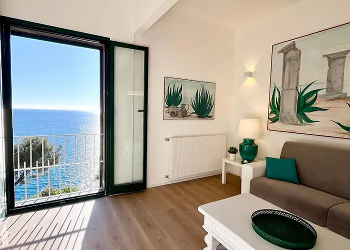 Mimosa Seafront - Free Parking Wi-fi アパート *